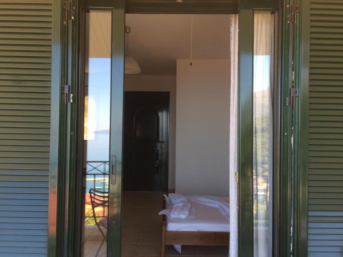 Giannatos' Studios - Makis Poros  Exterior photo